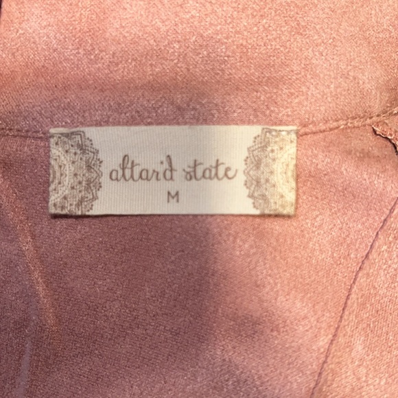 Altar’s state pink velvet scalloped edge dress - Picture 4 of 6
